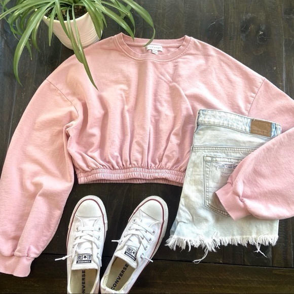 Sweaters - Top Shop crop balloon sleeve sweater sz M